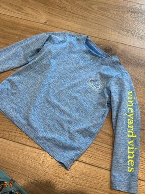 Vineyard Vines Performance Wear Long-Sleeve Logo Tee